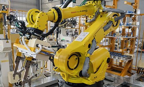 机器人铆螺母枪_无人化产线_数据监控_存储报警 机器人铆螺母枪_无人化产线_数据监控_存储报警